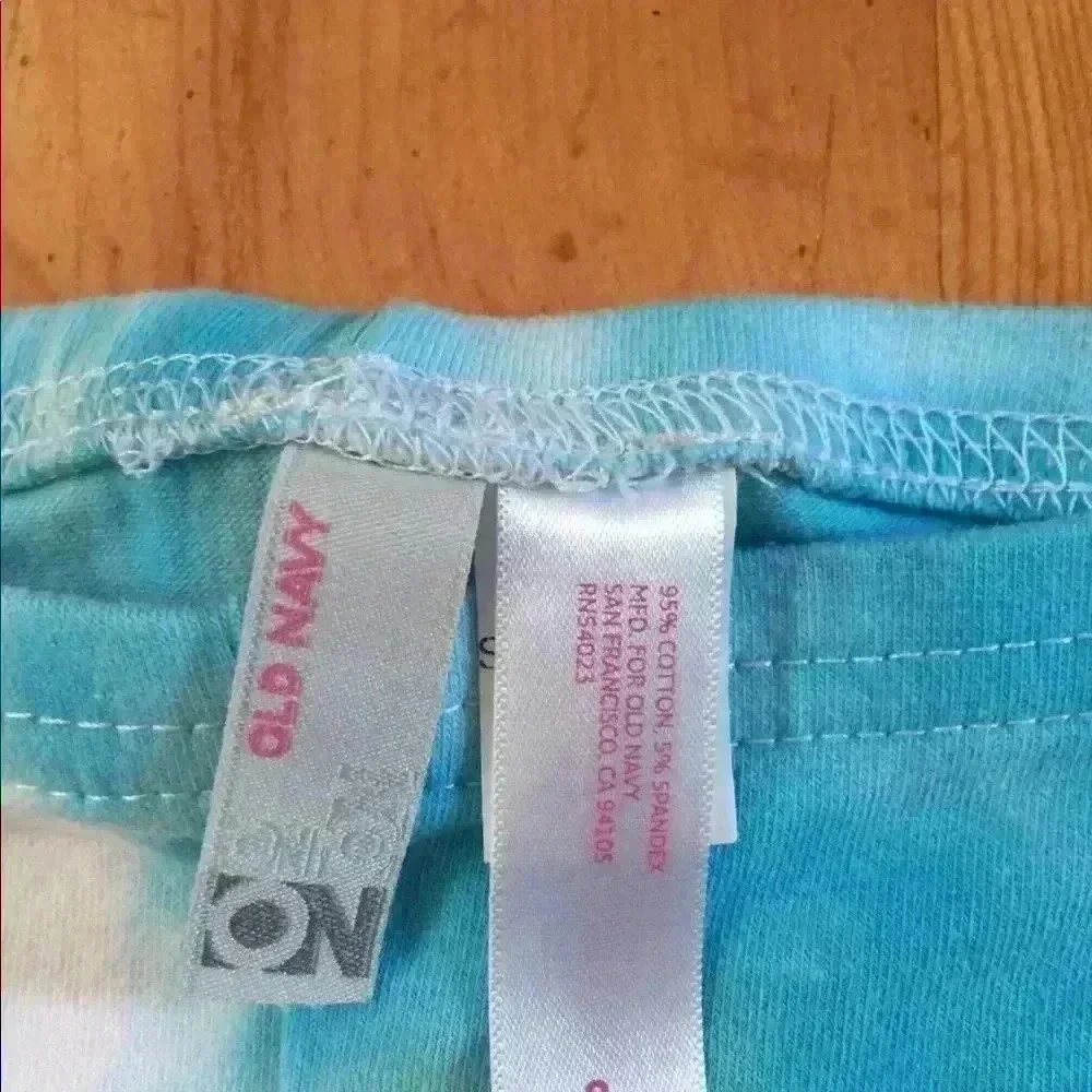 New! Old Navy hand Tie dye capris